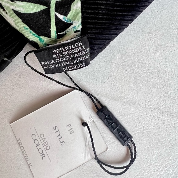 Indah Cabo Bandeau Top and Bottom in Tropical Black - Picture 4 of 8